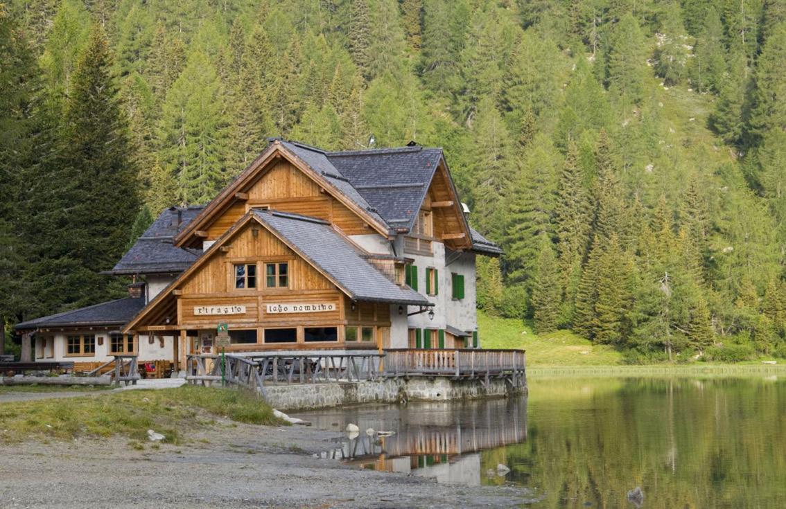 Rifugio Lago Nambino Madonna di Campiglio Exterior photo